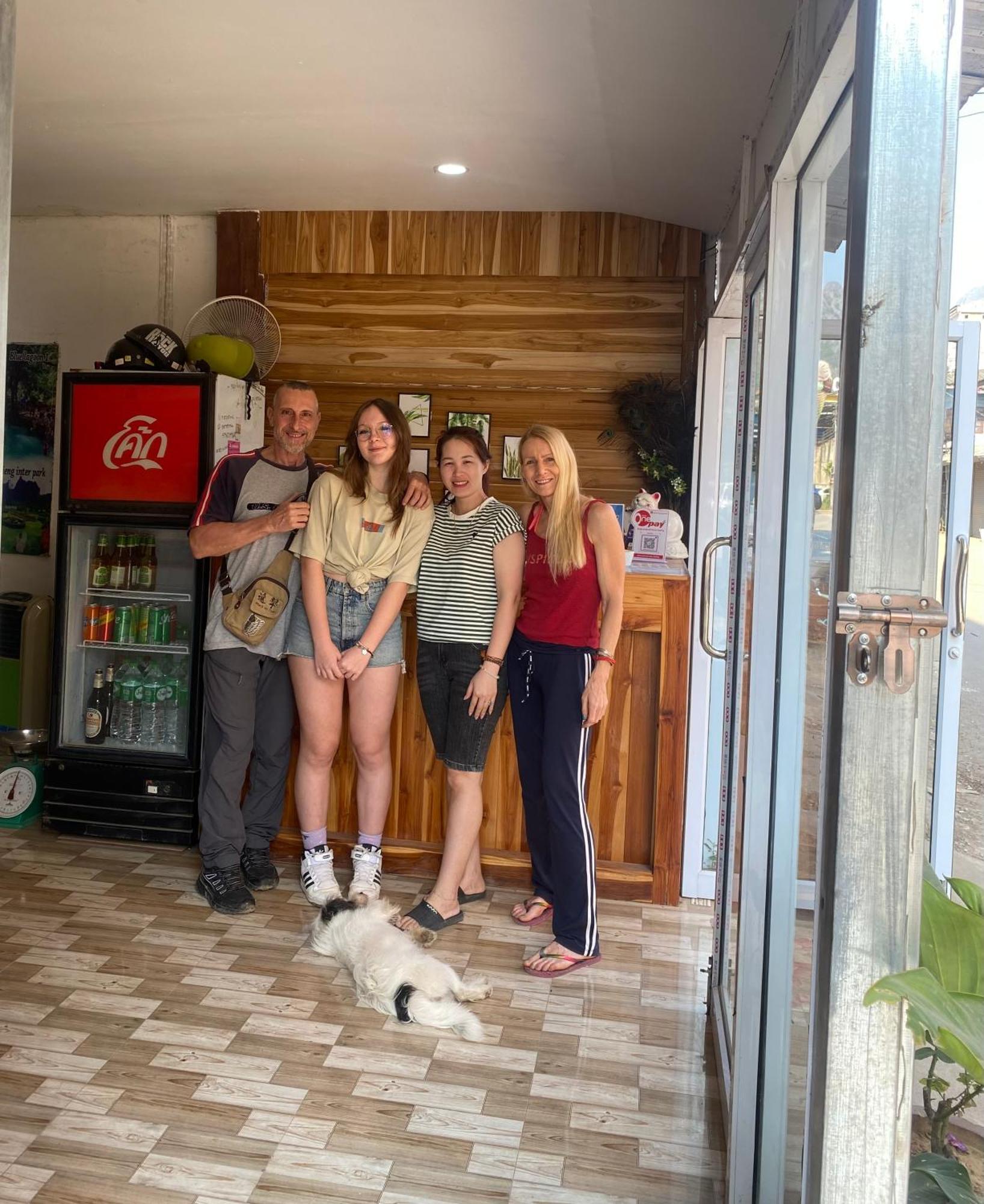 Vang Vieng Victory Guesthouse 外观 照片